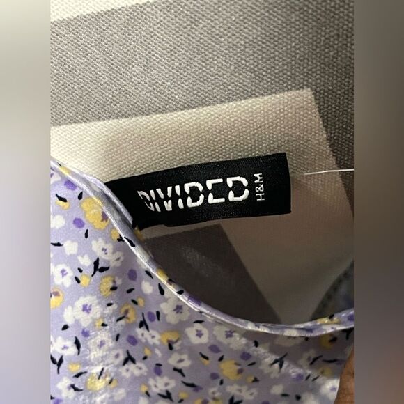 H&M comft Nightgound - Picture 6 of 9